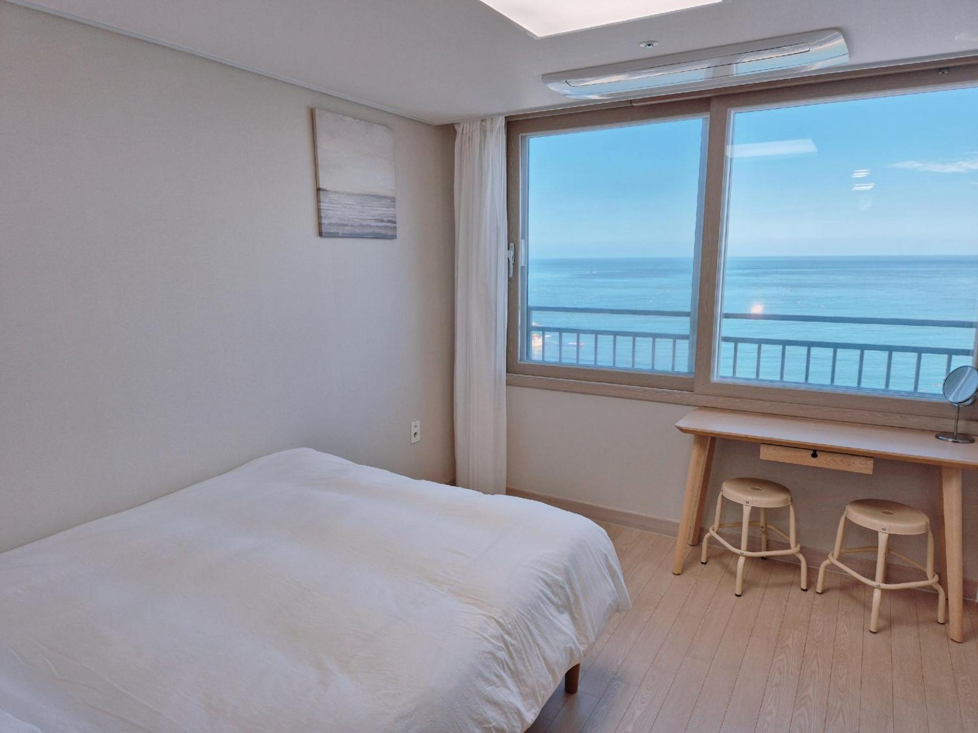 Hotel The First Ocean Songjeong Pusan Exteriér fotografie