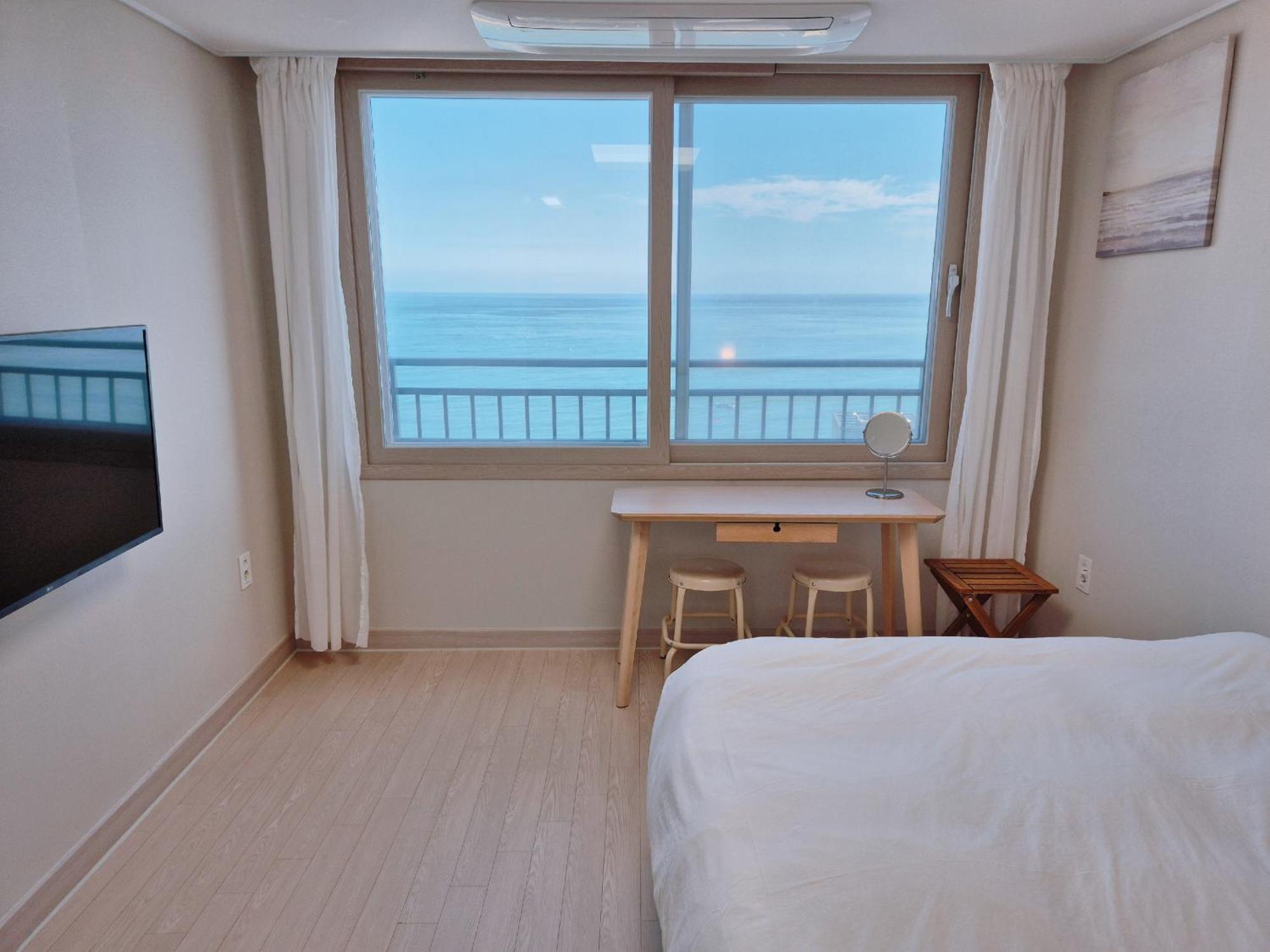 Hotel The First Ocean Songjeong Pusan Exteriér fotografie