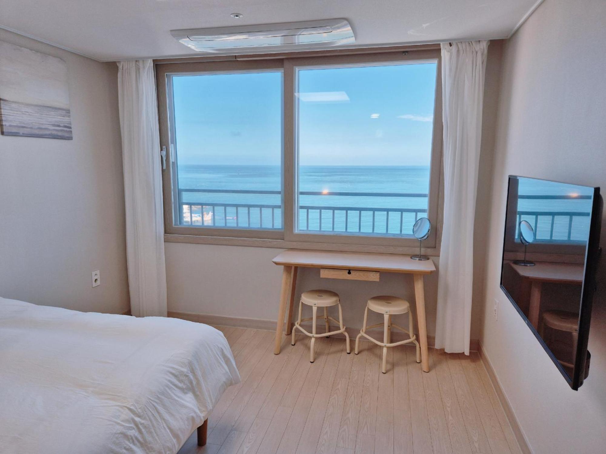 Hotel The First Ocean Songjeong Pusan Exteriér fotografie
